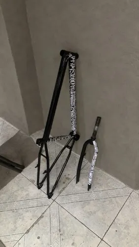 Quadro samy reduzido aro 26 - Junto com o garfo