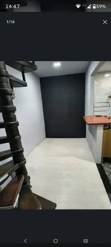 Casa Reformada com Amplo Terreno - lugar tranquilo