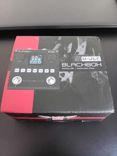 Pedaleira multi-efeitos BlackBox