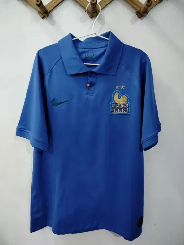 Camisa de 100 anos da seleção da França