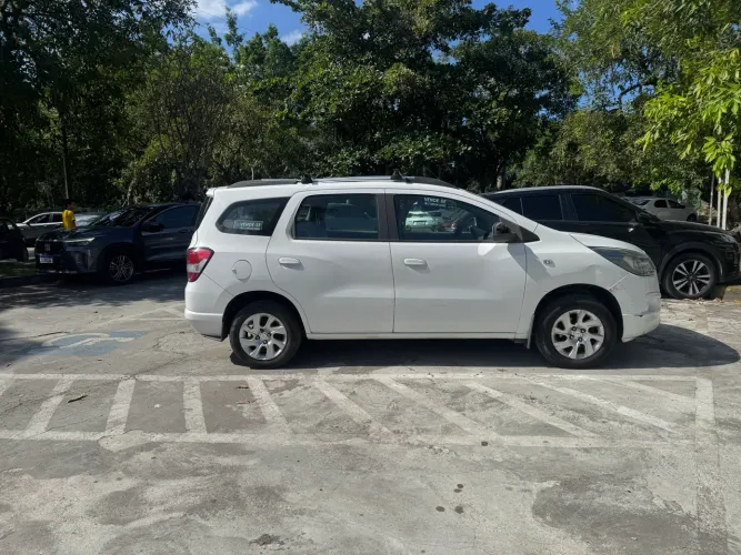 Chevrolet Spin LTZ 1.8 8V Econo.flex 5P Aut. 2014