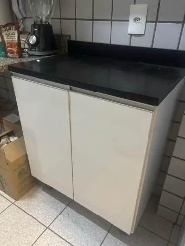 Balcão de Cozinha 2 Portas com Tampo - Semi Novo