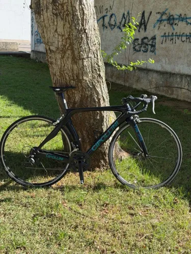 Bicicleta speed carbono tamanho 52