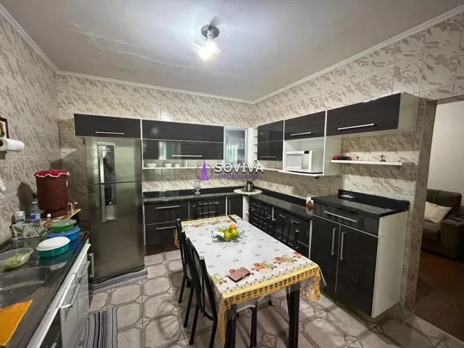 Casa Térrea para Venda em São Paulo, Jardim Itápolis, 2 dormitórios, 1 banheiro, 3 vagas