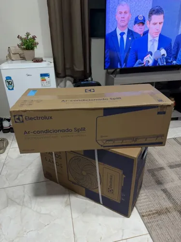 Ar-Condicionado Electrolux split 12000 BTUS lacrado