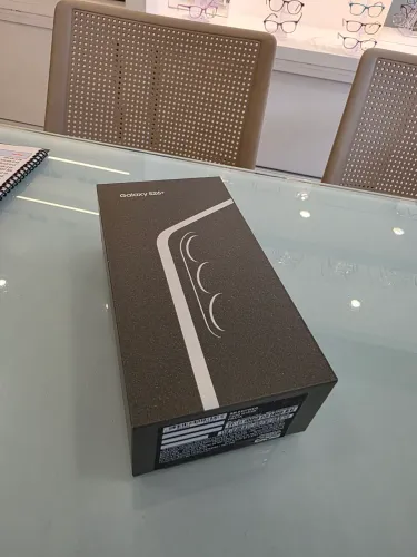 Celular Samsung Galaxy S26+ 5G, 512GB, 12GB RAM, Câmera Tripla de 50+12+10 