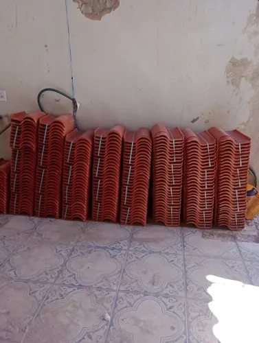 Vende-se 200 telhas americana kapbic envernizada e encerada, Nova