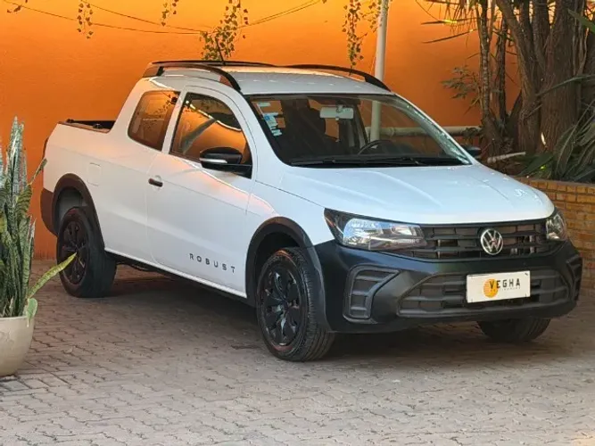 Volkswagen Saveiro Robust 1.6 Total Flex 16V CD 2024