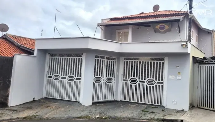 Sobrado em rua sem saída, 3 quartos, Jardim Amam, Piracicaba S.P