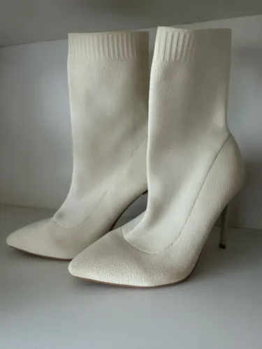 Bota tamanho 37