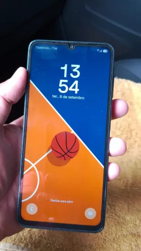 Desapego de um Cel novo Samsung