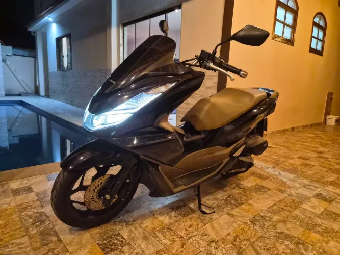 Honda PCX DLX ABS 2025 Pouco rodada