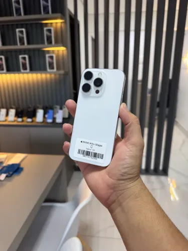 iPhone 16 pro 128 gigas branco 
