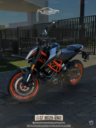KTM Duke - 390 - 2023