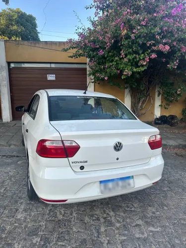 Volkswagen Voyage 1.6 MSI Flex 8V 4P 2022
