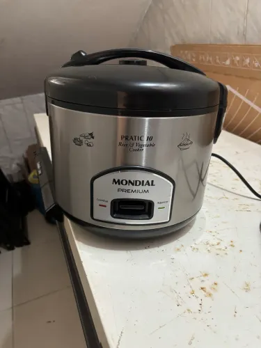 Panela de arroz elétrica