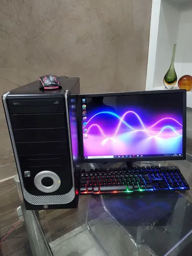 Pc intel Quad Core, Memória 6 Gb, Monitor 17 Pol, HD 500 Gb, Bom Desempenho, Tudo OK.