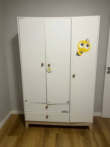 Guarda roupa infantil