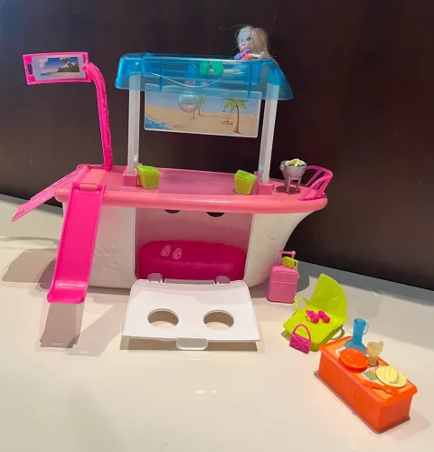 Iate/Barco Polly Pocket