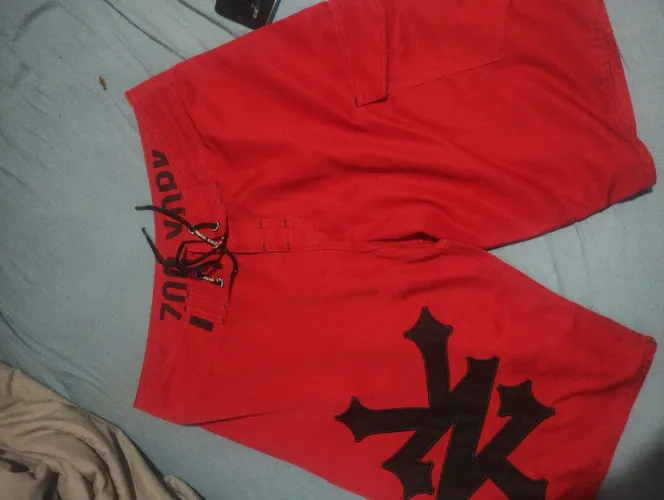 Shorts de praia Zoo York anos 2000