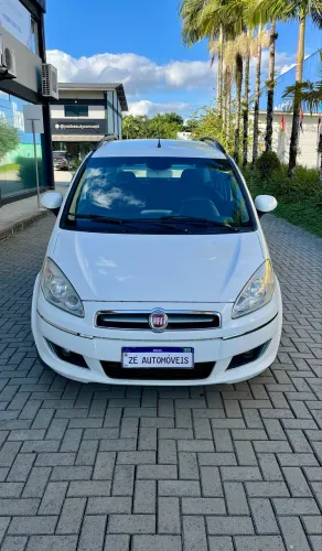 Fiat Idea Essence 1.6 Flex 16V 5P 2014