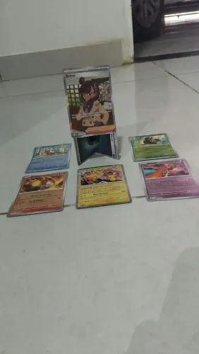 6 Cartas de pokémon caras
