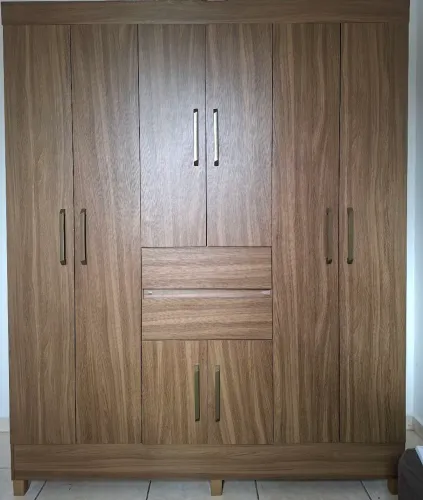 Guarda-roupa