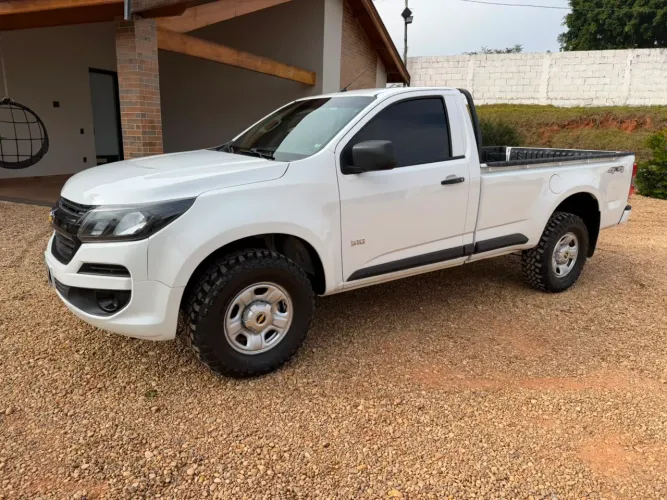 Chevrolet S10 Pick-up LS 2.8 TDI 4X4 CS Diesel 2020