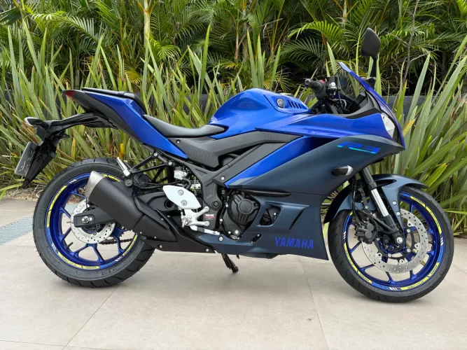 R3 2023 azul