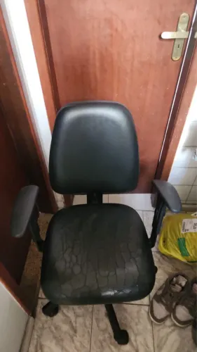 Cadeira de escritório com rodinhas