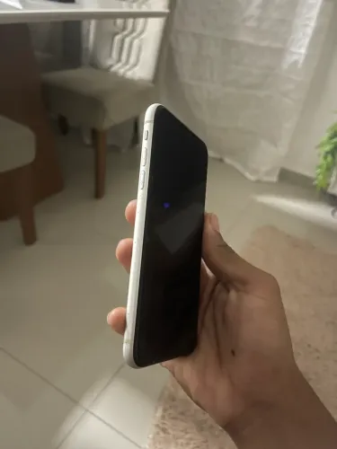 Iphone 11 branco 64 gb