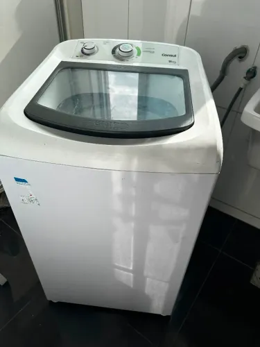 Lavadora de Roupas Consul CWB09BB 9kg 16 Programas Branca 110V