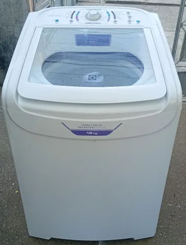 Máquina de lavar Electrolux 16kg