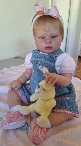 Vendo Boneca Reborn.