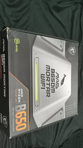 Placa-Mãe MSI MAG B650 Tomahawk WiFi AM5 DDR5 ATX - Wi-Fi Integrado