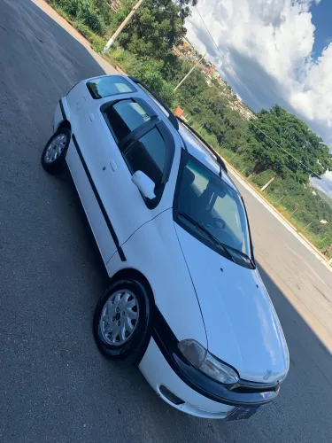 Fiat Palio Weekend Stile 1.6 MPI 16V 4P 1998