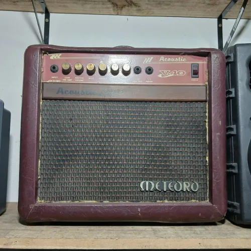 Amplificador de violão METEORO V40