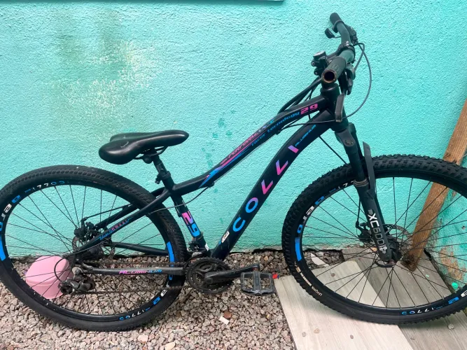 ? Bicicleta Colli Aro 29 à venda!