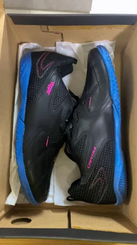 TENIS FUTSAL TOPPER CAPITA II PRETO, AZUL E PINK