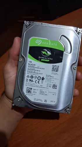 HD 1TB SEAGATE BARRACUDA