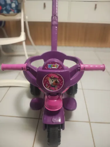 Triciclo infantil