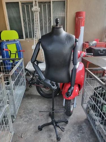 MANEQUIM IMPORTADO LUXO ARTICULADO