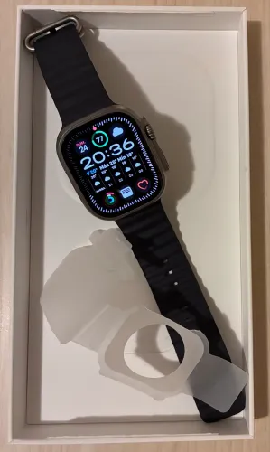 Apple Watch Ultra 2, pulseira Oceano Azul, muito novo, pouquíssimo tempo de uso!