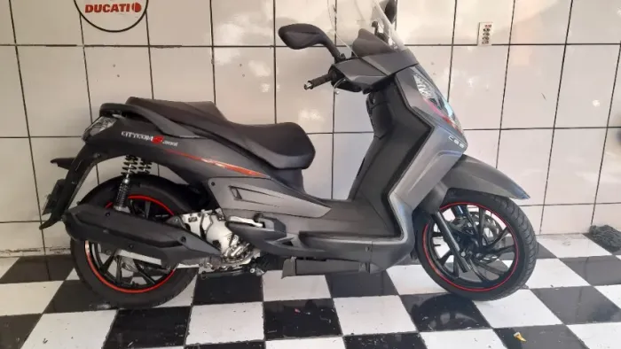 Dafra Citycom 300i S km10.000 revisada com garantia 