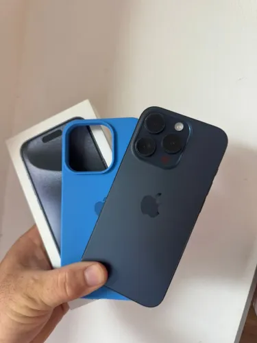 iPhone 15 pro zero quero s24 ultra ou s25 ultra