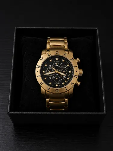 Relógios  Bvgari e Casio Edifice
