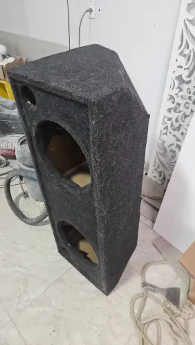 Caixa de som projetada para Honda civic G8 mas acho que serve no G9 e G10 também 12pol