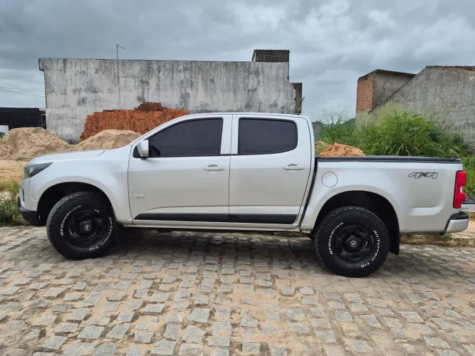 Chevrolet S10 Pick-up LS 2.8 TDI 4X4 CD Dies. Mec. 2022