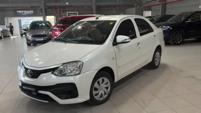 Toyota Etios X Sedan 1.5 Flex 16V 4P Mec. 2018