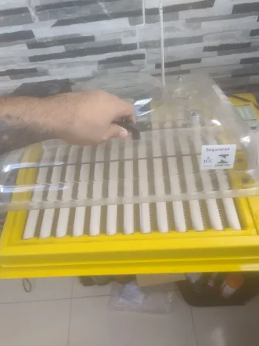 Chocadeira Premium ecológica 48 ovos